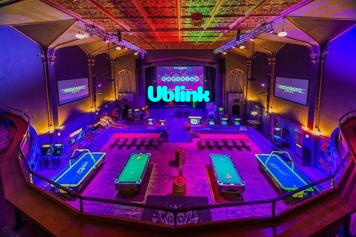Vblink casino presented on mobile device in Pakistan with slots and live games